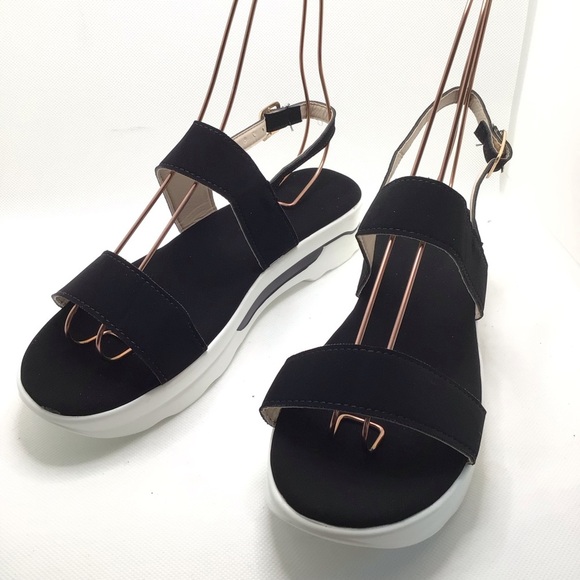 NWOB Womens Fashion Red or Black Open Toe Ankle Strap Sandals Size 10 - Picture 8 of 11